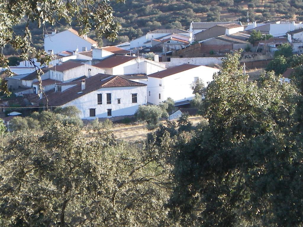 Casa Rural El Trillo Guest House El Alcornocal Екстериор снимка