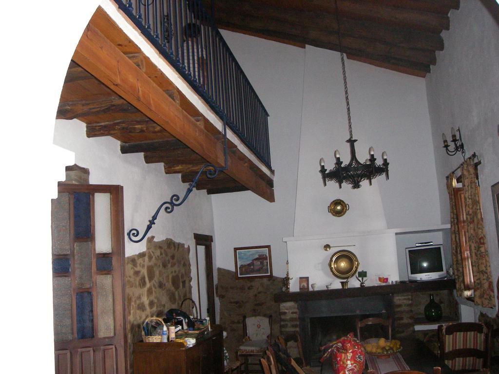 Casa Rural El Trillo Guest House El Alcornocal Екстериор снимка