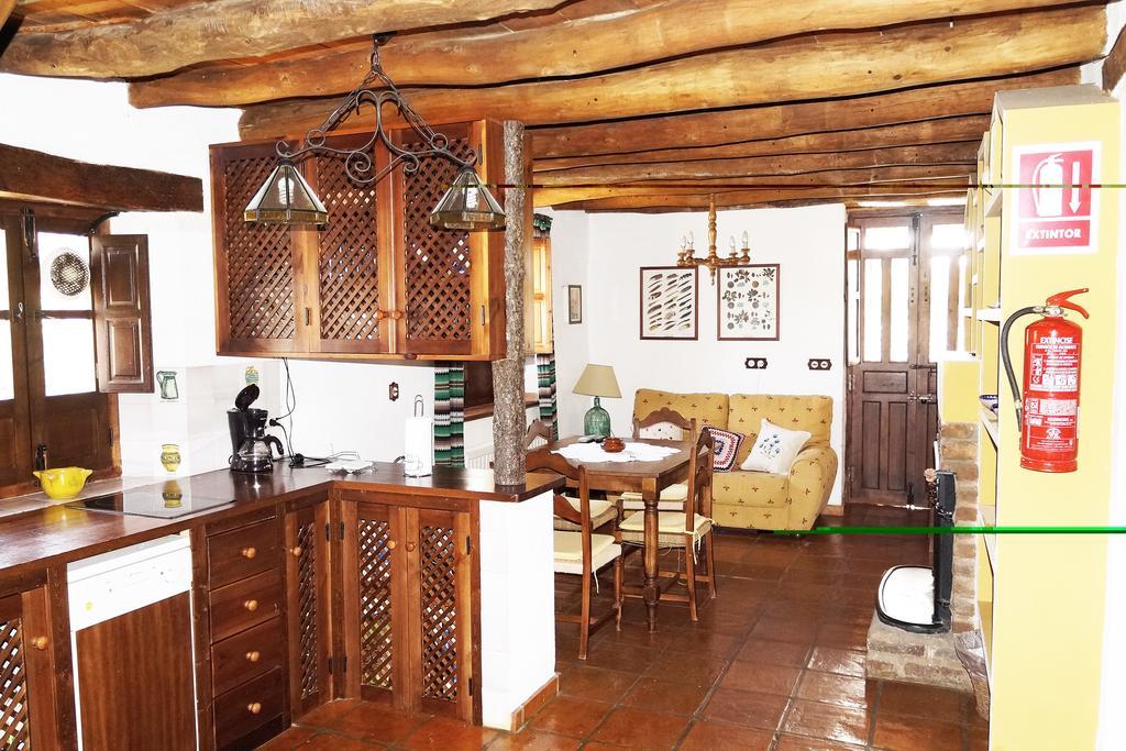 Casa Rural El Trillo Guest House El Alcornocal Екстериор снимка